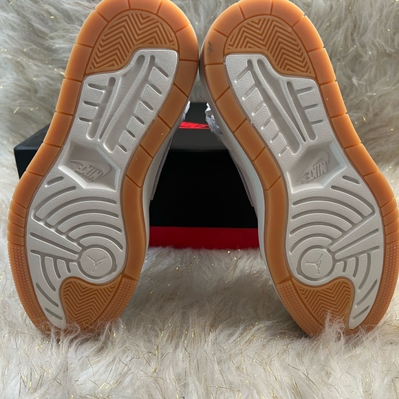 Jordan 1 elevate - Picture 3 of 5